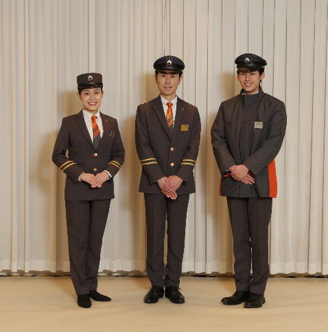 運輸部門の新制服